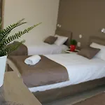 Familia Panzio & Apartmanhaz Bed & Breakfast 3*