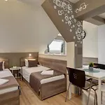 Familia Panzio & Apartmanhaz Bed & Breakfast Győr