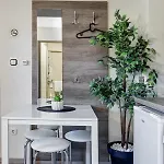 Bed & Breakfast Familia Panzio & Apartmanhaz 3*