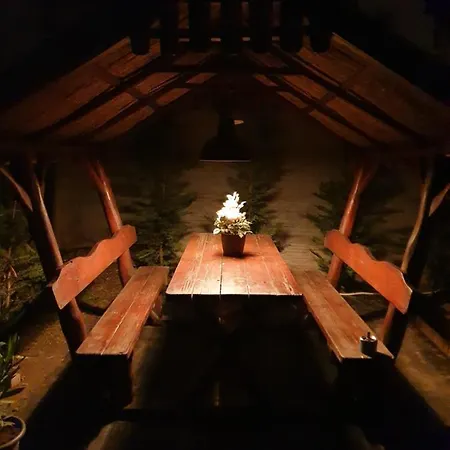 Familia Panzió&apartmanház Bed & Breakfast Győr
