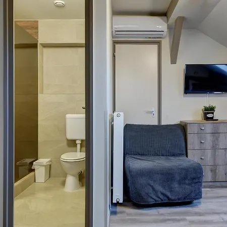 Familia Panzió&apartmanház 3*