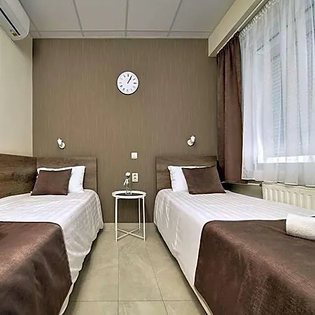 Familia Panzió&apartmanház 4*